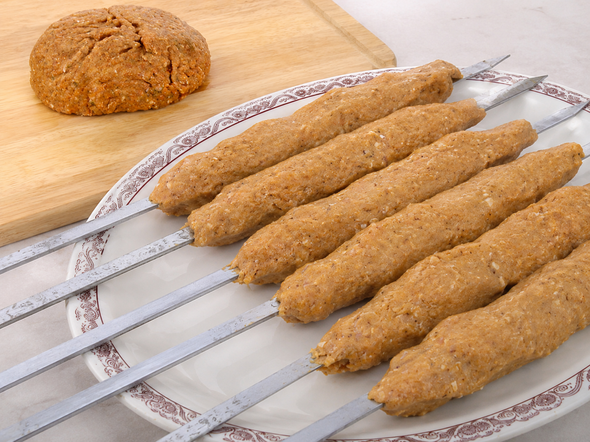 Fresh Halal Chicken Kebab Mince, Pre-Seasoned - 500g or 1kg